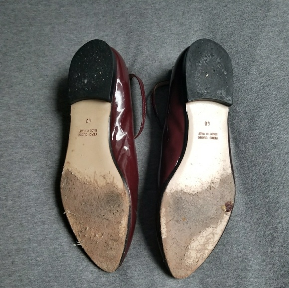 Vero Cuoio Patent Oxblood Flats - Picture 4 of 5